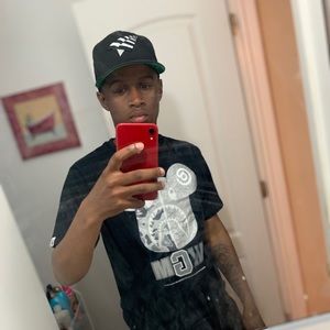 Meet your Posher, Gary